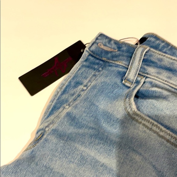 Wide legged jeans - Picture 2 of 3